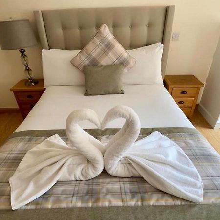 Waverley Inn Holiday Apartments Инвернесс Экстерьер фото