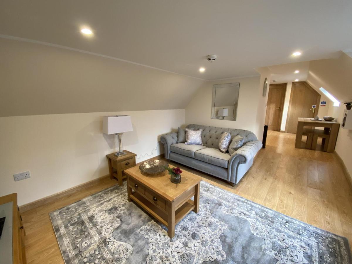Waverley Inn Holiday Apartments Инвернесс Экстерьер фото