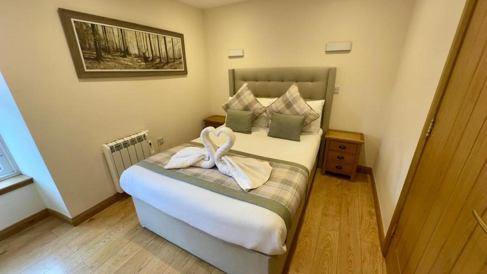 Waverley Inn Holiday Apartments Инвернесс Экстерьер фото