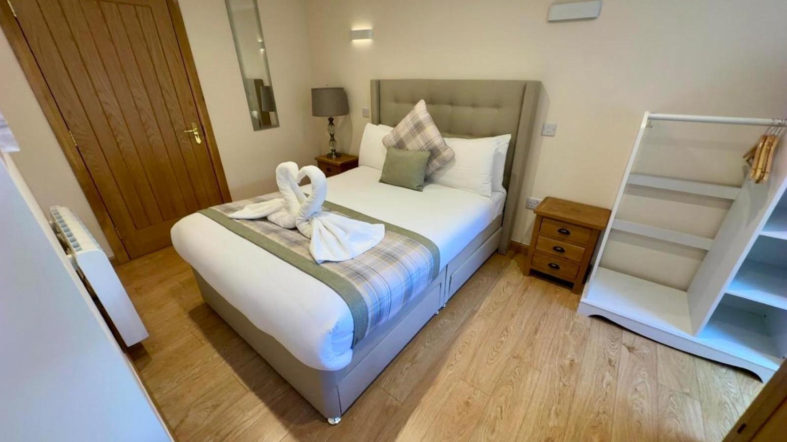 Waverley Inn Holiday Apartments Инвернесс Экстерьер фото